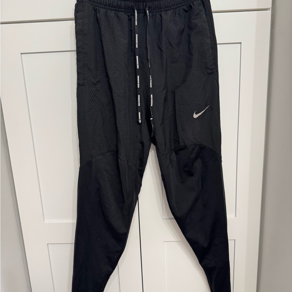 Nike Men's Black Joggers with White Logo